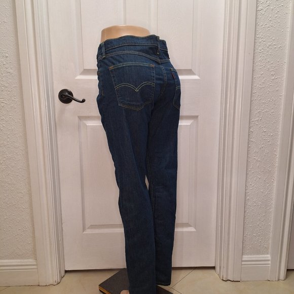 Levi Strauss & Co Jeans - Picture 8 of 10